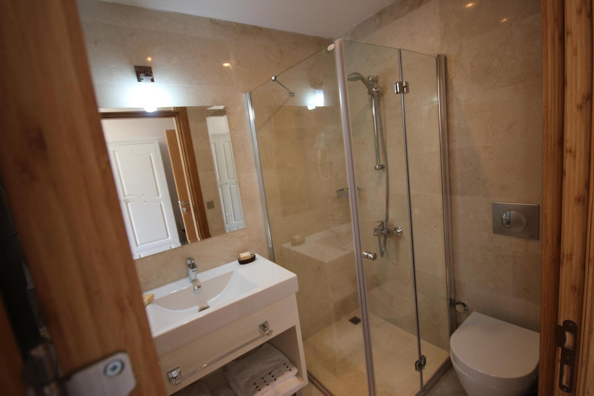 Myla Hotel Tuzla Provincia di Provincia di Istanbul Esterno foto